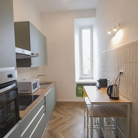Barberini Grand Retreat With Terrace Apartment Rome